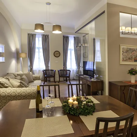 Szálloda Corto Old Town