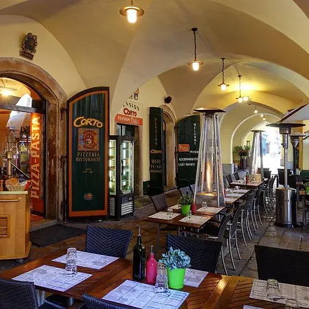 Szálloda Corto Old Town