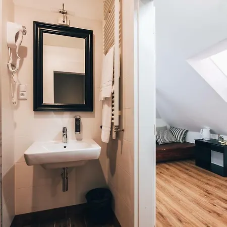 Corto Old Town Szálloda 3*