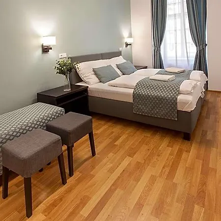 Corto Old Town Hotel 3*