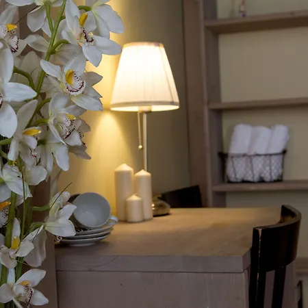 Hotel Corto Old Town 3*