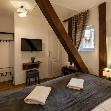 Corto Old Town Hotel