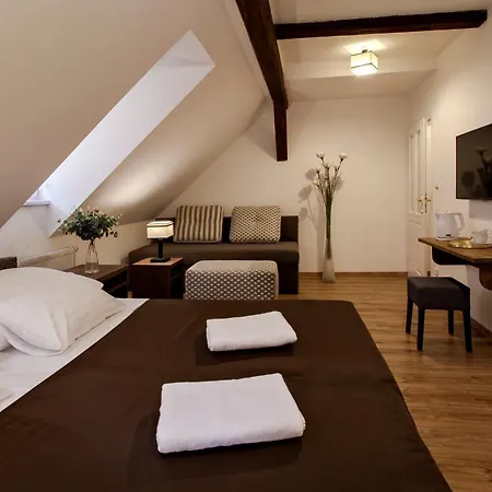 Corto Old Town 3* Prag